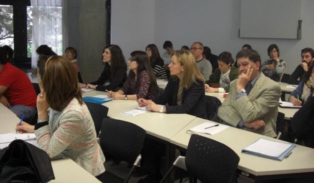 blue-red-jornada-Vivir-y-trabajar-en-Múnich