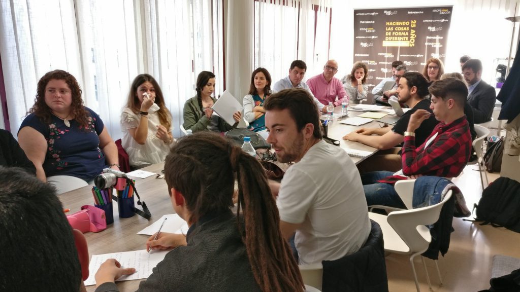 blue-red-EOI-iniciativa-emprendedora