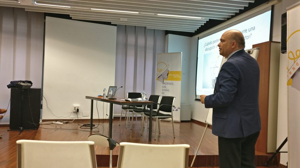 innovayaccion-Oswaldo-Lorenzo-Valencia